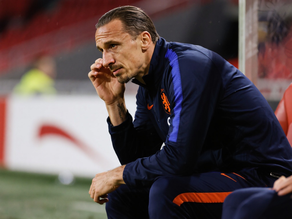 而非一味照 而非一味照