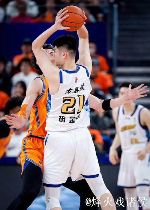 三十周年生日夜,上海久事大鲨鱼大胜卫冕冠军! 三十周年生日夜,上海久事大鲨鱼大胜卫冕冠军!