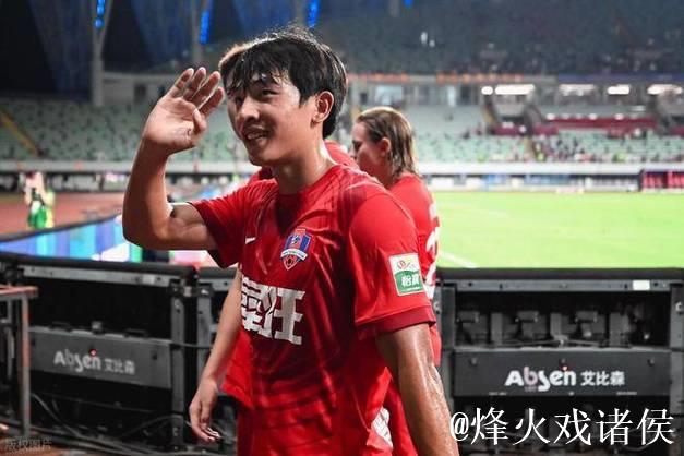 魏祥鑫前往U22国足报到：留洋 越早出去越好