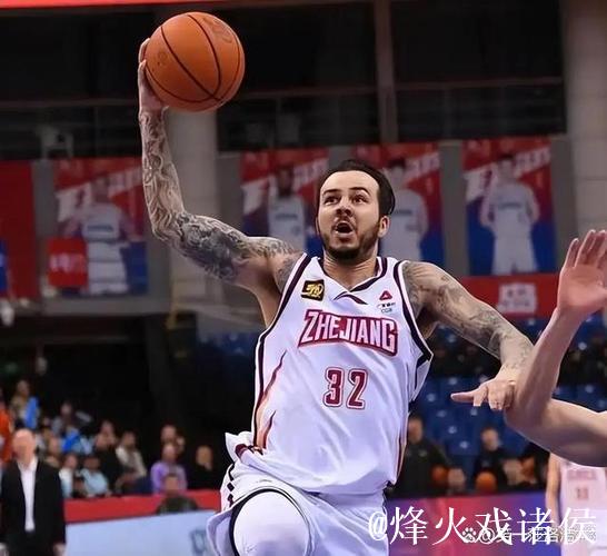 CBA俱乐部杯:约克30分 浙江94-85力克新疆 CBA俱乐部杯:约克30分 浙江94-85力克新疆
